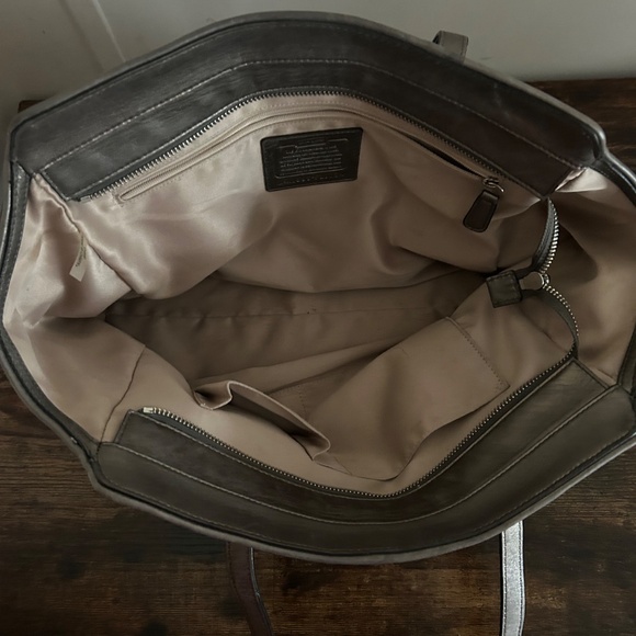 Coach Taylor Print Carryall Satchel Handbag - Picture 5 of 10